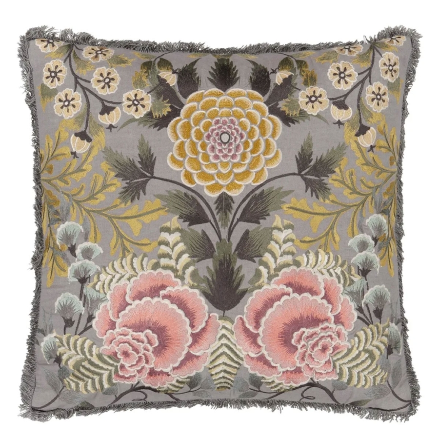 Декоративная подушка Designers Guild CCDG1465 Brocart Decoratif Embroidered Sepia с лицевой стороны