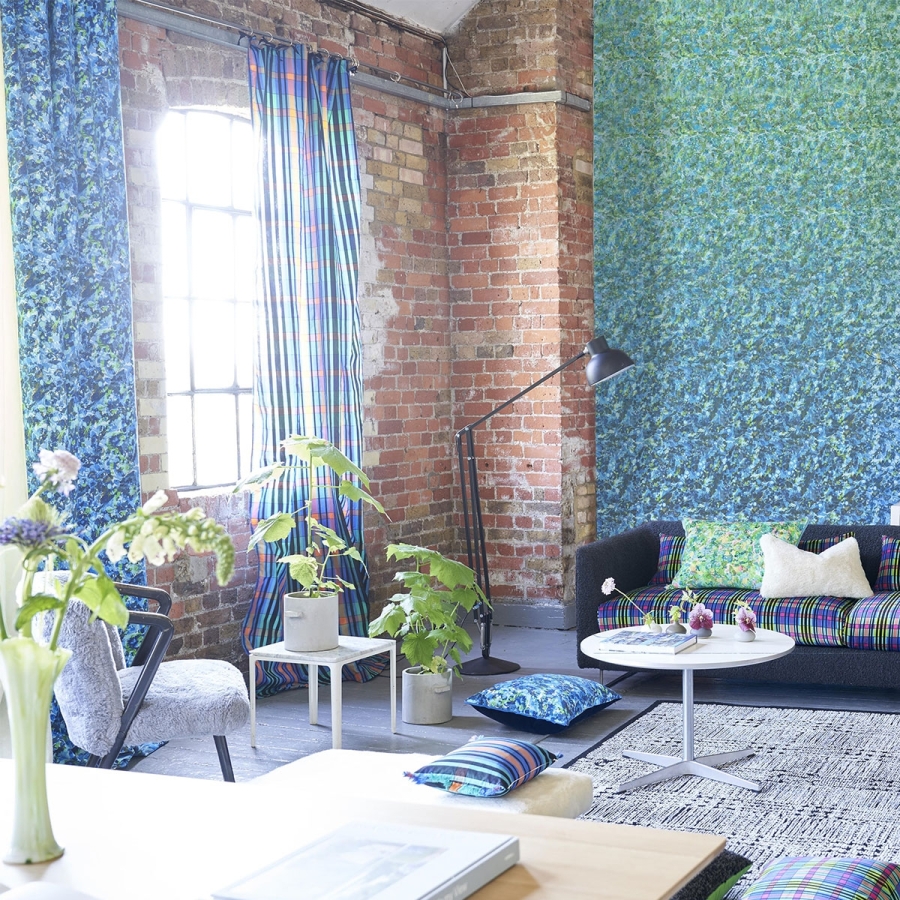 Ткань Designers Guild FDG3029/03 Odisha Cobalt коллекции Madhya в интерьере