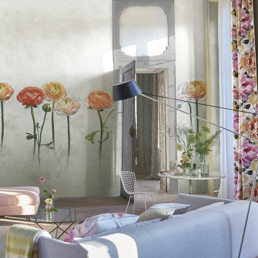 Комплект из панно Designers Guild PDG1099/01 Tourangelle Scene 1 Peony и PDG1100/01 Tourangelle Scene 2 Peony в интерьере